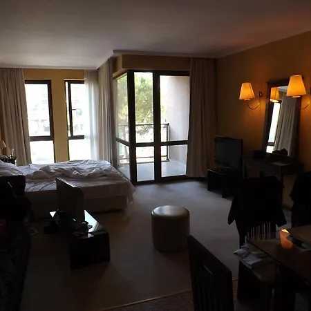 Lägenhet Private In Royal Beach Slăntjev Brjag