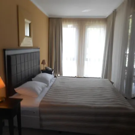 Lägenhet Private In Royal Beach